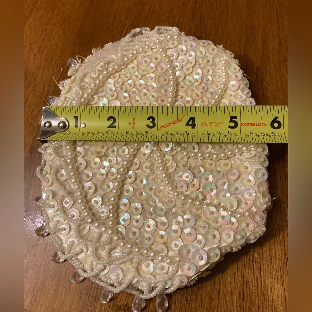 White Vintage Sequin Beaded Small Clutch Purse - Damage - Picture 15 of 17